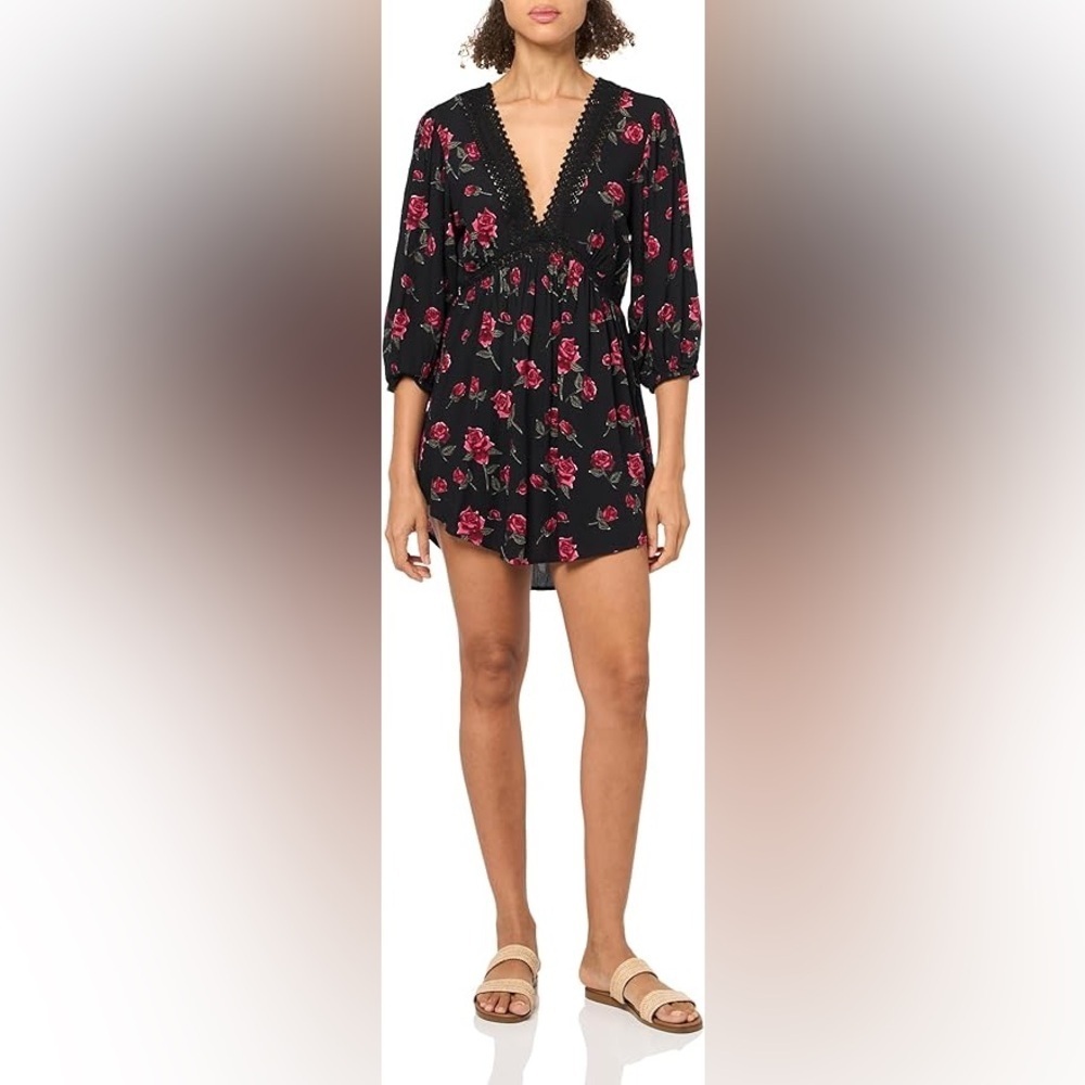 Angie Women's Lace V-Neck Floral Print Top Large